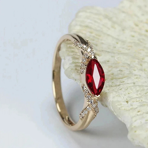 Marquise cut natural - 2.56,