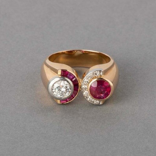 Round cut simulated pink ruby - simulated,